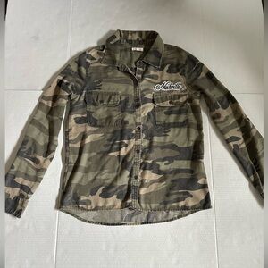Wet Seal womens camo button up shirt